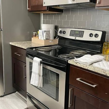 Appartement Cozy, High Rise, Large Studio Facing Downtown . à Baltimore Extérieur photo